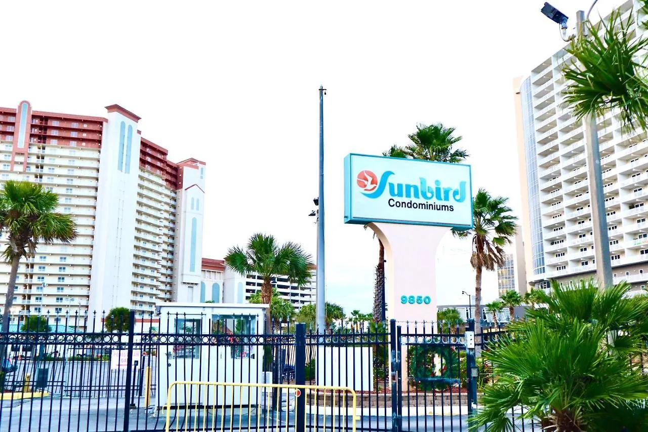 Beach Front Condo, King Size Bed, Sleeps 4 Panama City Beach